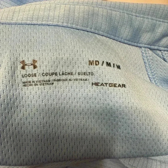 Under Armour Women’s Golf Loose Top Heatgear in light blue. Size Med NWOT - Picture 8 of 9